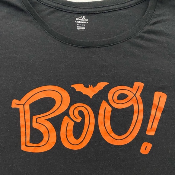 Woman’s Halloween Black Short Sleeve T-Shirt  “BOO”.  Size XXXL (22) - Picture 2 of 7